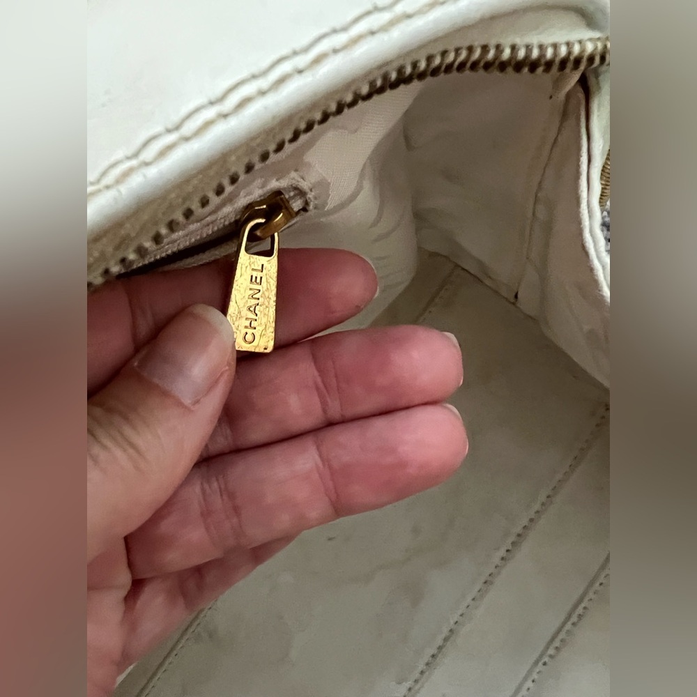 Chanel Bowler Bag w/Gold Hardware - Picture 15 of 17